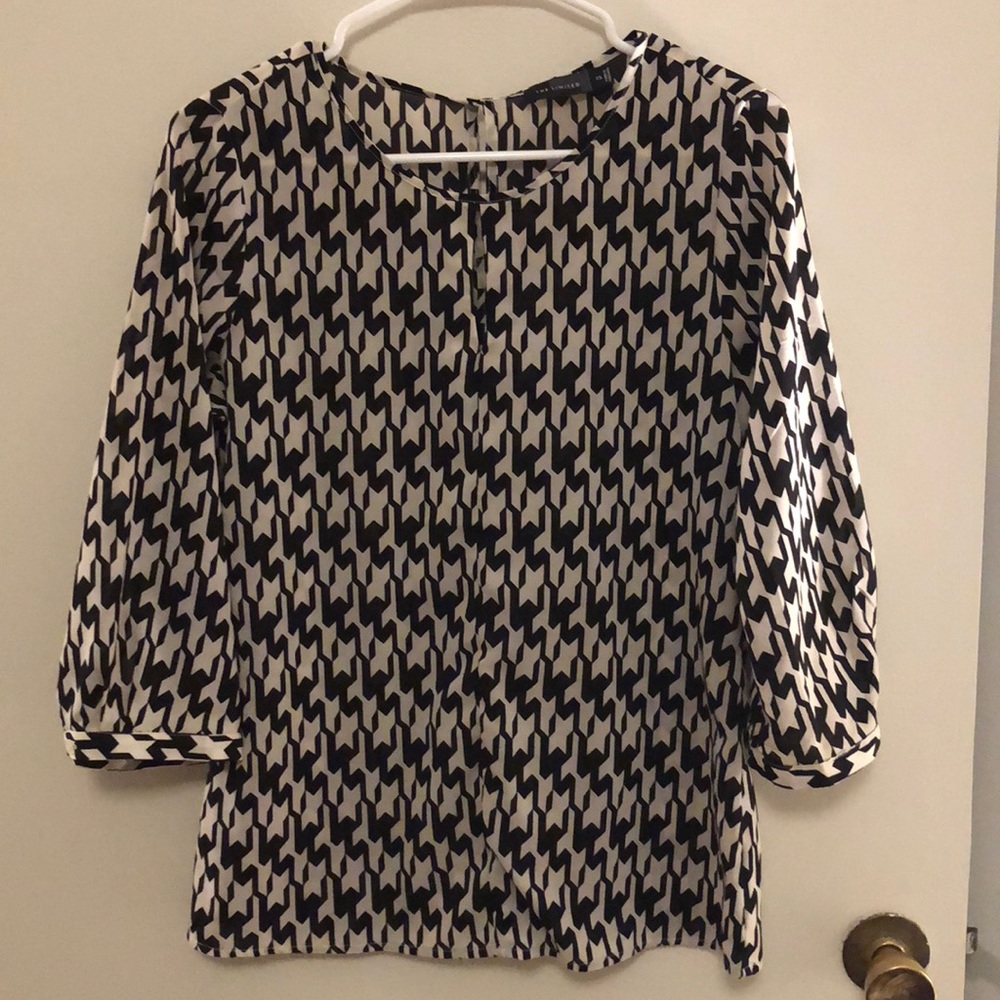 The Limited Houndstooth 3/4 blouse